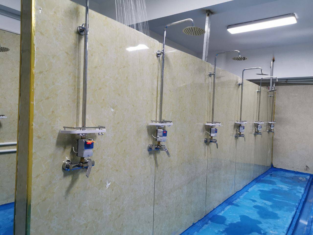 1748257527896260.jpeg 學(xué)校淋浴水控機